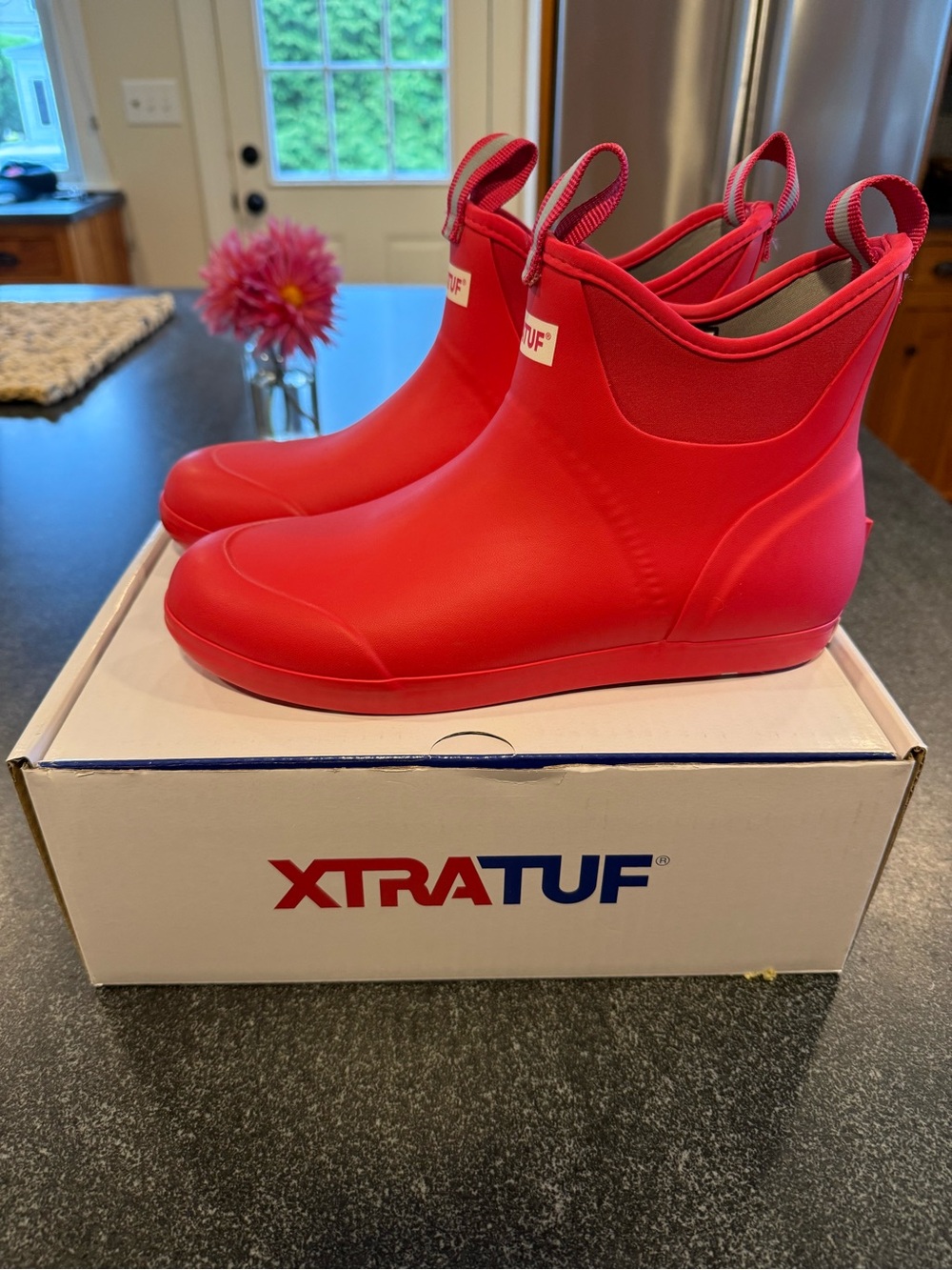 Xtratuf women’s 6” ankle deck boots